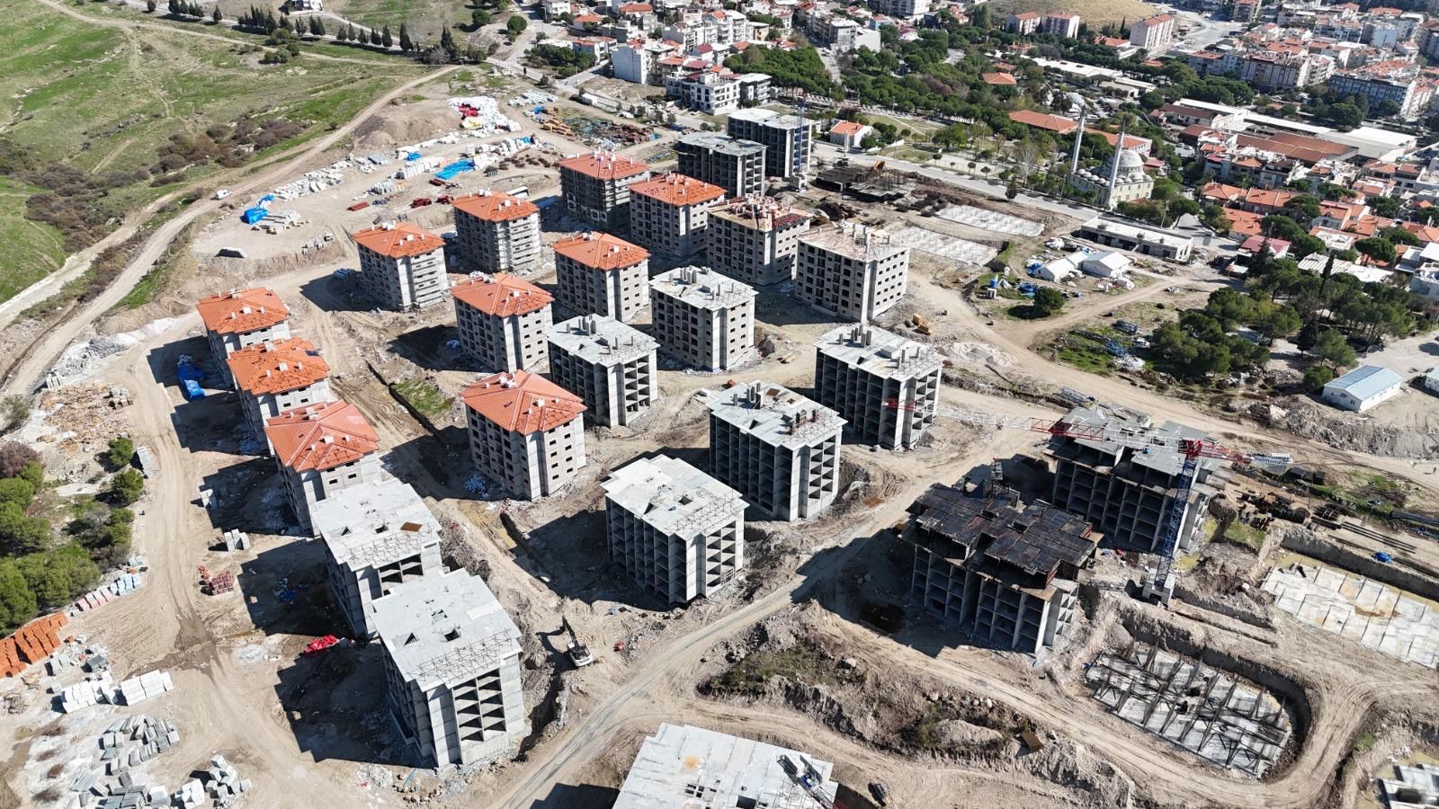 İzmir Bergama Zafer Mahallesi TOKİ 996 Konut ve Ticaret Merkezi ile Menemen Cami Tamamlama Projesi