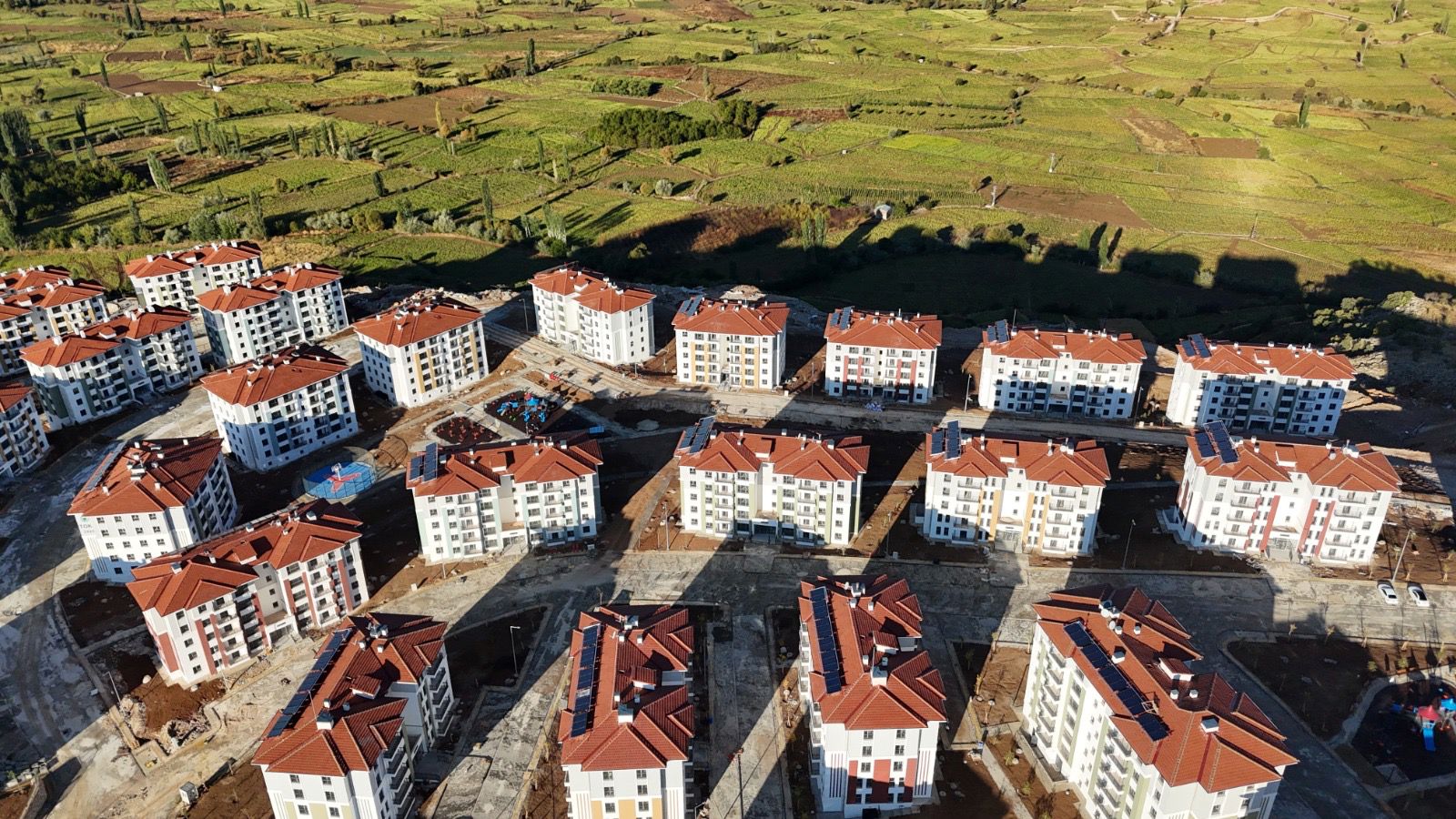 Adıyaman Çelikhan 3. Etap ve Tut Fethiye Mahallesi TOKİ Konut, Ticaret Merkezi ve Cami Projesi