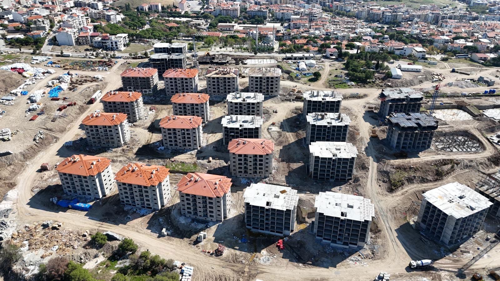 İzmir Bergama Zafer Mahallesi TOKİ 996 Konut ve Ticaret Merkezi ile Menemen Cami Tamamlama Projesi