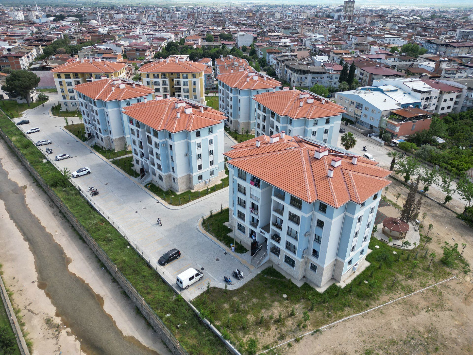 Aydın Nazilli Aydoğdu Mahallesi TOKİ 139 Konut Projesi – Altyapı ve Çevre Düzenlemesi