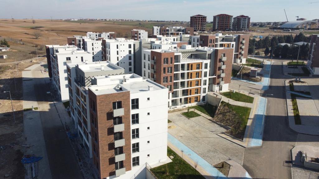 TOKİ Tekirdağ Çorlu 515 Konut, 20 Dükkan ve 1 Cami Projesi - Boylu Enerji Yapı A.Ş. Proje Galerisi